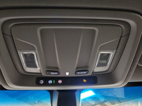 Used 2020 GMC Sierra 1500 SLE image 19