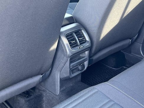 Certified 2024 Volkswagen Tiguan S image 21