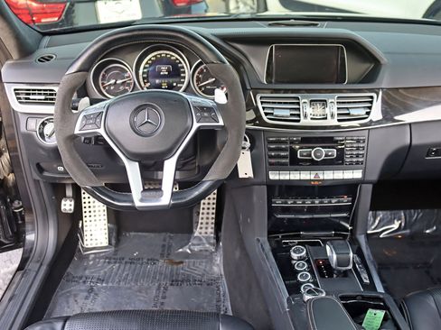 Used 2014 Mercedes-Benz E 63 AMG S-Model image 17