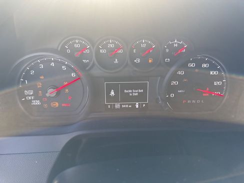 Used 2023 Chevrolet Silverado 1500 Custom image 9