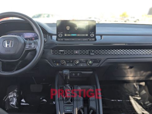 Used 2023 Honda Accord EX image 18