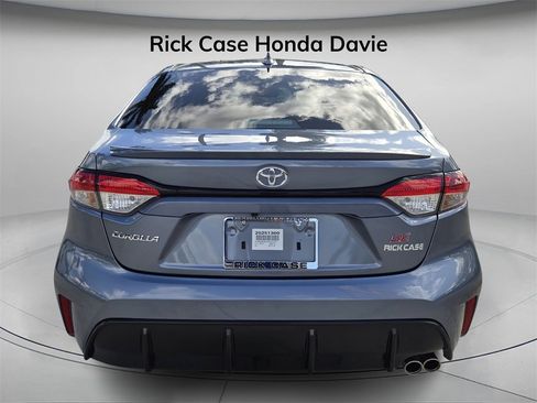 Used 2025 Toyota Corolla SE image 6