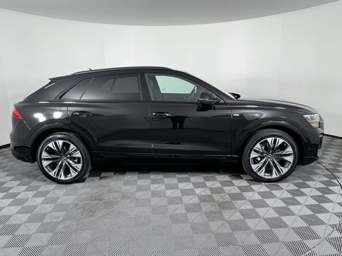 Used 2025 Audi Q8 Prestige AWD/4WD image 11