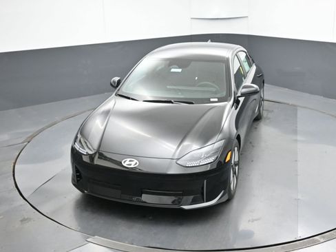 New 2025 Hyundai Ioniq 6 SE image 43