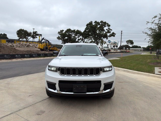 Used 2022 Jeep Grand Cherokee L Limited w/ Luxury Tech Group II AWD/4WD image 7