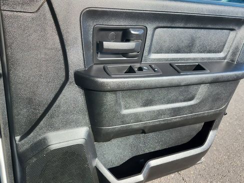 Used 2022 RAM 2500 Tradesman w/ Chrome Appearance Group AWD/4WD image 14