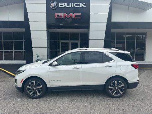 Certified 2022 Chevrolet Equinox Premier FWD image 3