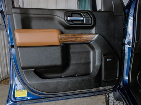 Used 2021 Chevrolet Silverado 3500 High Country image 45