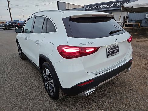 Used 2025 Mercedes-Benz GLA 250 image 5