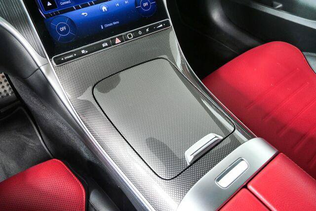Used 2023 Mercedes-Benz C 300 Sedan image 16