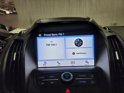 Used 2019 Ford Escape SE image 31