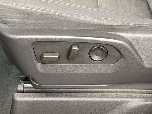 Used 2024 Chevrolet Silverado 1500 Custom Trail Boss w/ Turbomax Blackout Package image 15