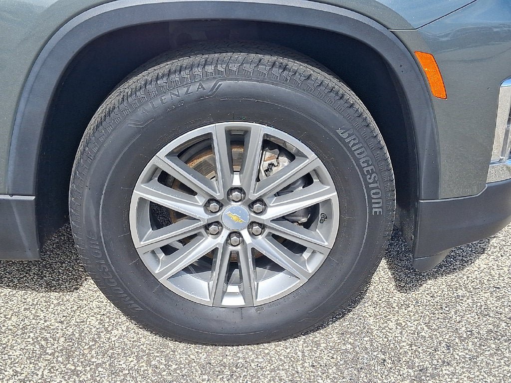 Certified 2023 Chevrolet Traverse LT FWD image 10