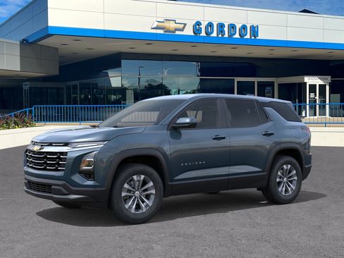New 2026 Chevrolet Equinox LT w/ Safety and Technology Package FWD image 2