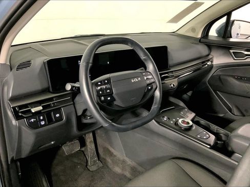 Certified 2026 Kia Sportage S AWD/4WD image 13