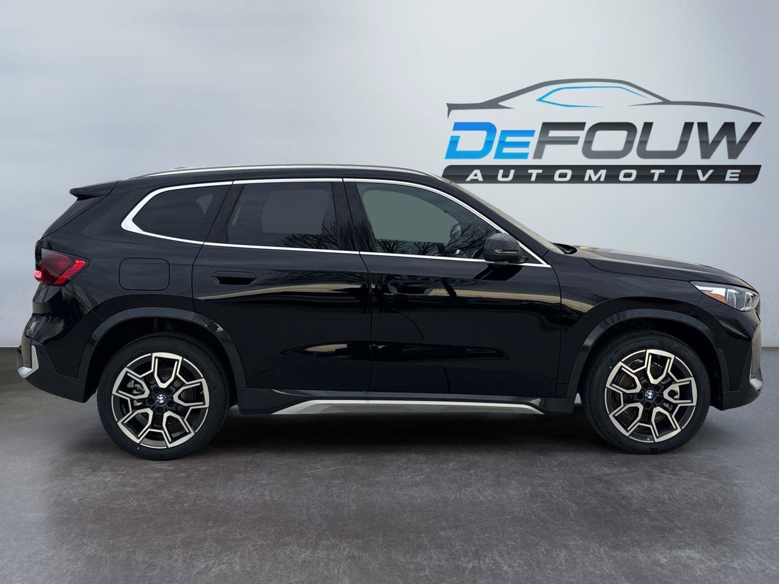 Used 2026 BMW X1 xDrive28i w/ Convenience Package AWD/4WD image 2