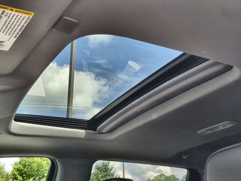 New 2025 GMC Sierra 2500 Denali w/ Denali Reserve Package image 19