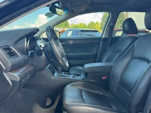 Used 2018 Subaru Outback 2.5i Limited AWD/4WD image 7