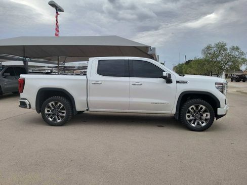 Used 2023 GMC Sierra 1500 Denali w/ Technology Package image 9
