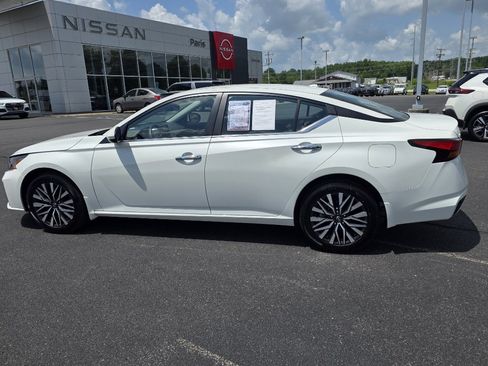 Used 2023 Nissan Altima 2.5 SV image 5