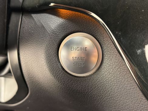 Used 2019 Mercedes-Benz GLS 450 4MATIC image 16