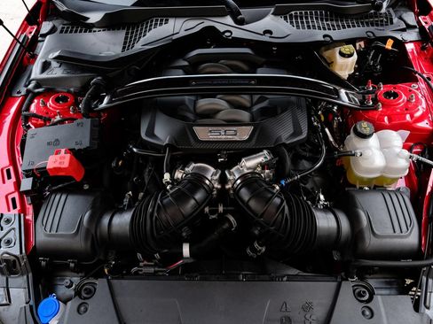Used 2025 Ford Mustang Dark Horse RWD image 47