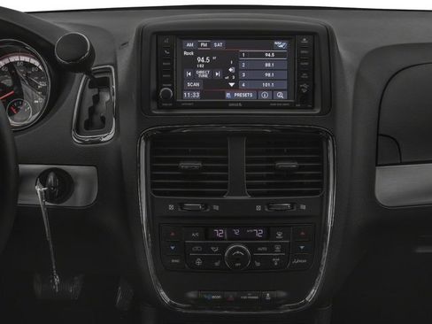 Used 2018 Dodge Grand Caravan GT FWD image 14