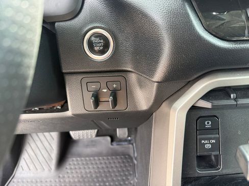 Used 2022 Toyota Tundra SR5 w/ Convenience Package RWD image 21