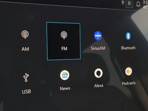 Used 2025 GMC Yukon Denali image 4