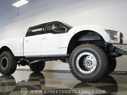 Used 2022 Ford F250 Lariat w/ Lariat Ultimate Package image 20