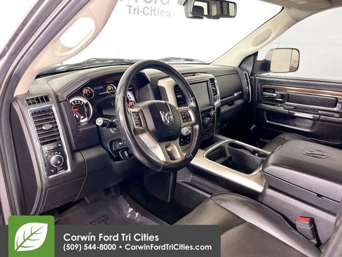 Used 2016 RAM 1500 Laramie w/ Convenience Group image 3