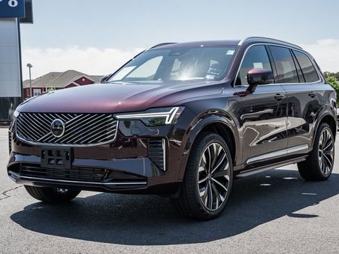 Used 2025 Volvo XC90 T8 Ultra AWD/4WD image 3