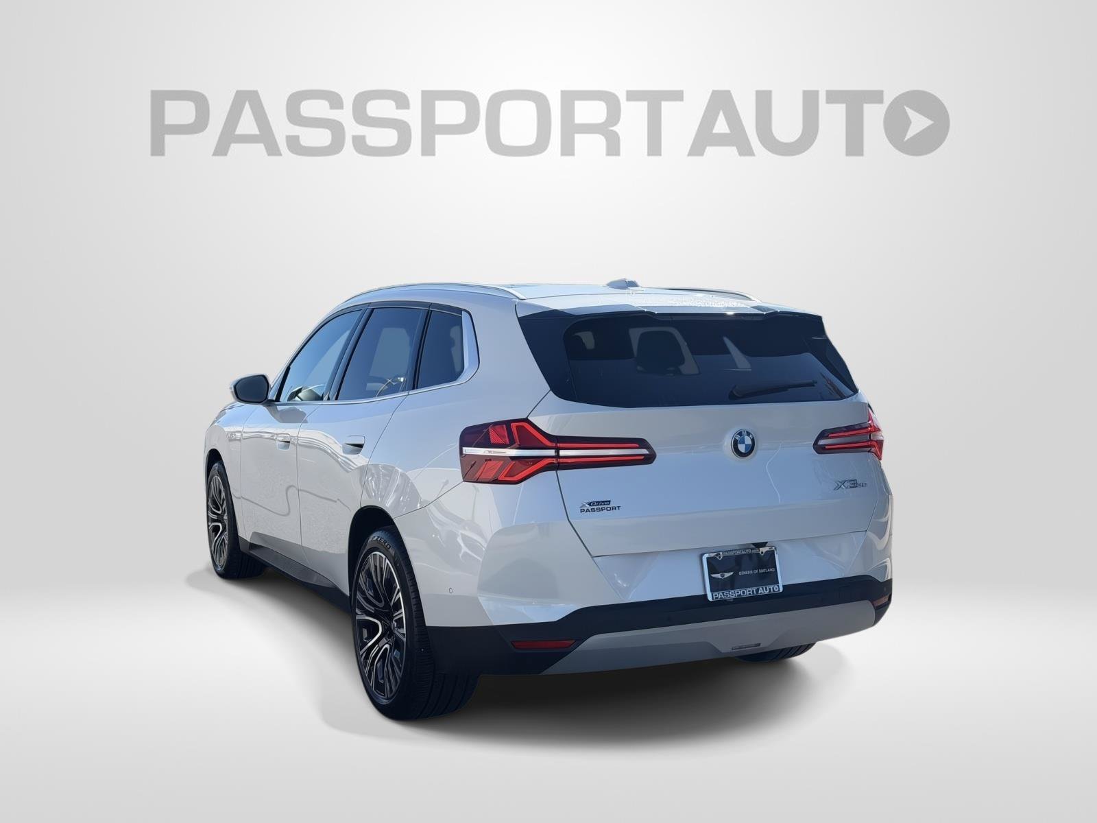 Used 2025 BMW X3 xDrive30i AWD/4WD image 4