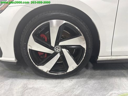 Used 2018 Volkswagen GTI SE w/ SE Leather Package image 16
