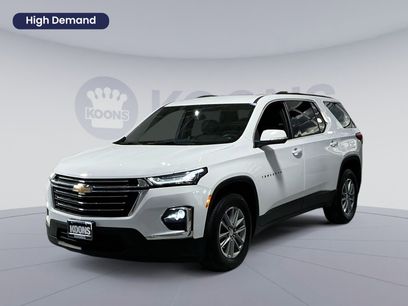 Used 2022 Chevrolet Traverse LT
