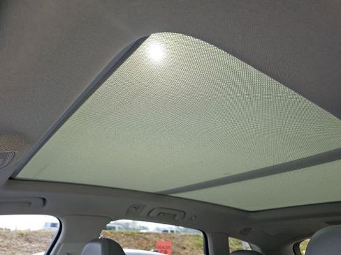 Used 2018 Audi Q7 3.0T Prestige image 10