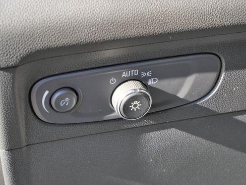 Used 2023 Buick Envision Essence w/ Sport Touring Package image 8