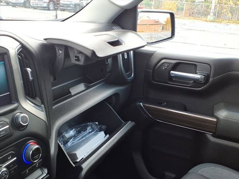 Used 2020 Chevrolet Silverado 1500 LT w/ All-Star Edition image 19