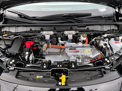 New 2026 Nissan Leaf SV+ w/ Floor Mat Package (SV+) image 12