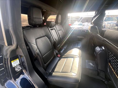 Used 2021 Ford Bronco Badlands image 32