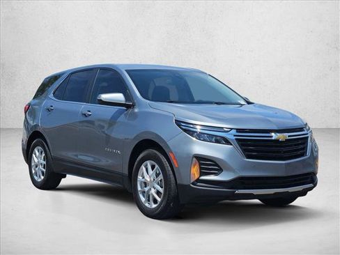 Certified 2024 Chevrolet Equinox LT FWD image 2