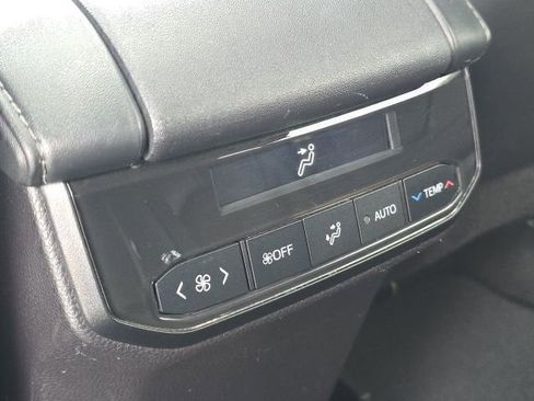 Certified 2024 Toyota Highlander XLE image 14