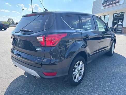 Used 2019 Ford Escape SE AWD/4WD image 8