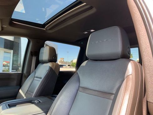 Used 2022 GMC Sierra 2500 Denali AWD/4WD image 28