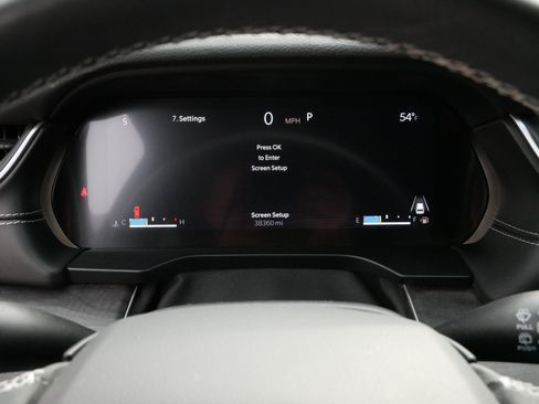 Used 2023 Jeep Grand Cherokee L Limited w/ Black Appearance Package image 21