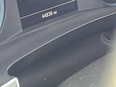 Used 2023 Chevrolet Traverse LT FWD image 12
