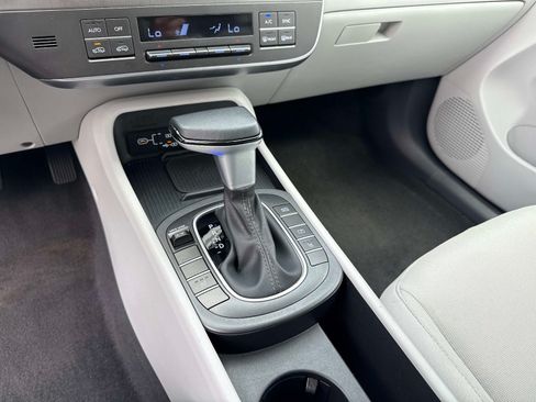 Used 2026 Hyundai Kona SEL Sport FWD image 26