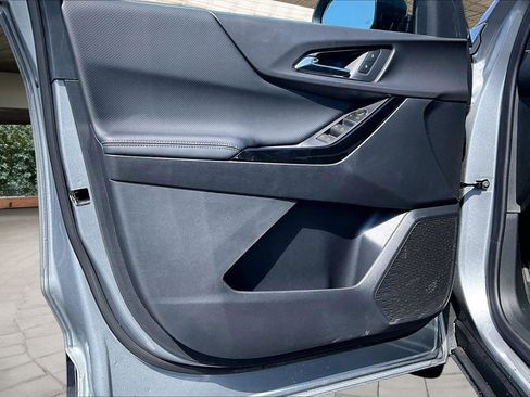 New 2026 Chevrolet Equinox LT AWD/4WD image 9