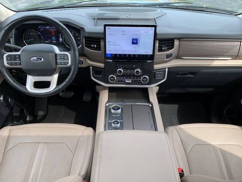 Used 2024 Ford Expedition Max Limited AWD/4WD image 16