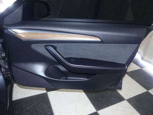 Used 2023 Tesla Model 3 Performance AWD/4WD image 23